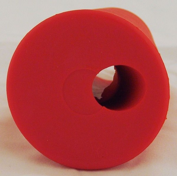 Gummispund rot 70 mit Loch 17 mm schräg